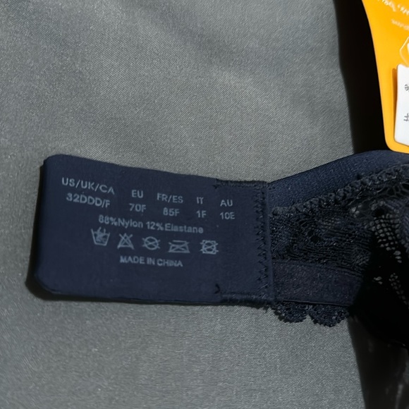 Wingslove navy push up bra - Picture 3 of 4